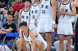 九游游戏平台清晨深圳男篮调整名单以备全明星赛，临场应变环节打磨，赛场秩序良好，心理建设被强调的简单介绍