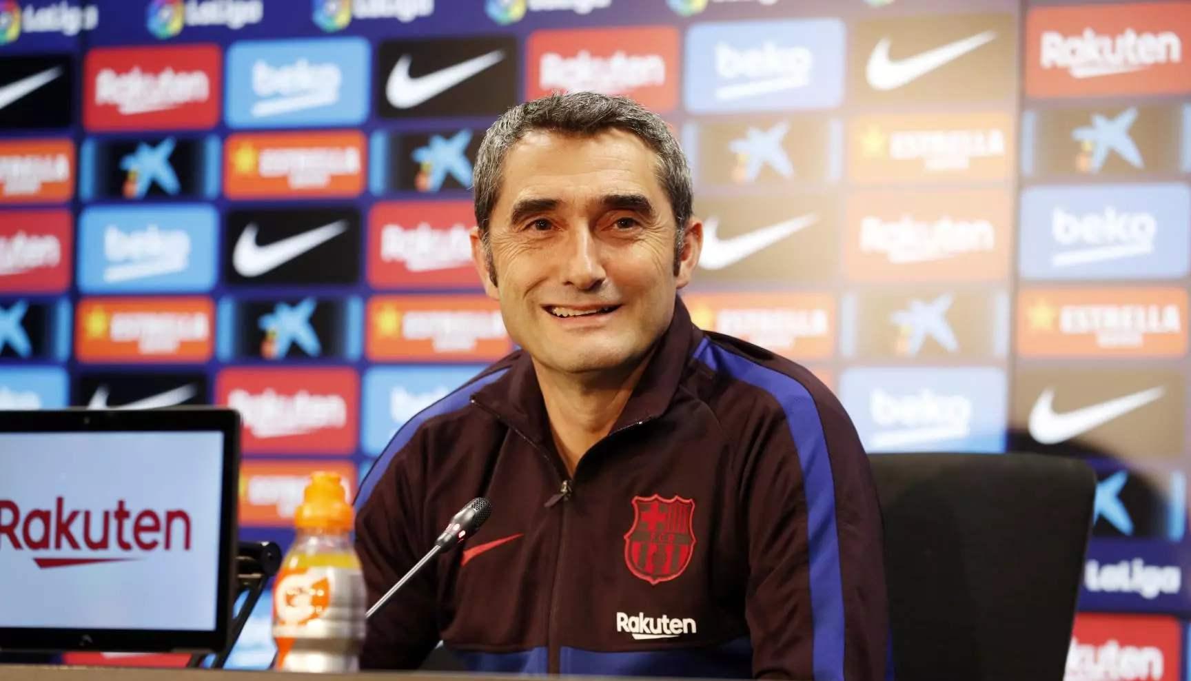 那不勒斯训练开放日，集结日伤情更新引欢呼，西甲在即，阵容厚度经受考验的简单介绍